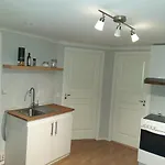 2 Bedroom Tiller *